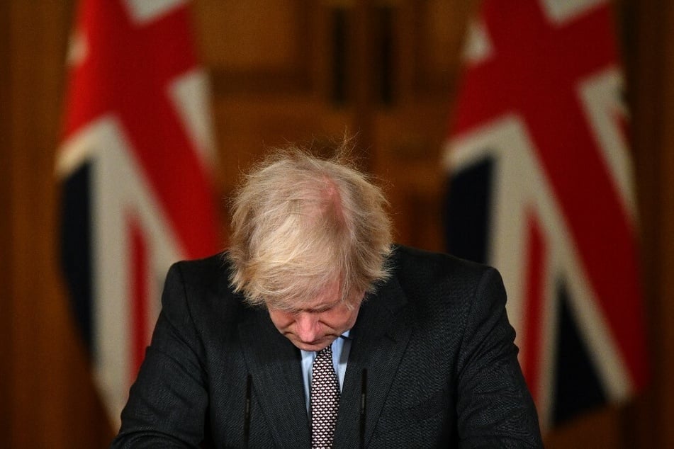 Johnson tried to keep office despite mass resignations from fellow party members.