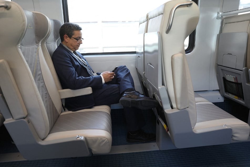 High-speed trains could reduce the number of cars on highways, bringing down US emissions and improving commuter experiences.