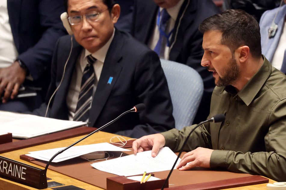 Volodymyr Zelensky (r.) called for overhauls in the UN during his speech on Wednesday.