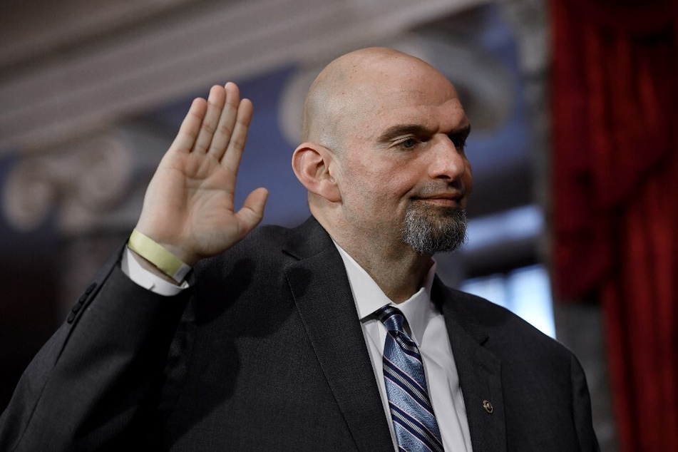 John Fetterman is sworn in to the 118th Congress as Pennsylvania senator.