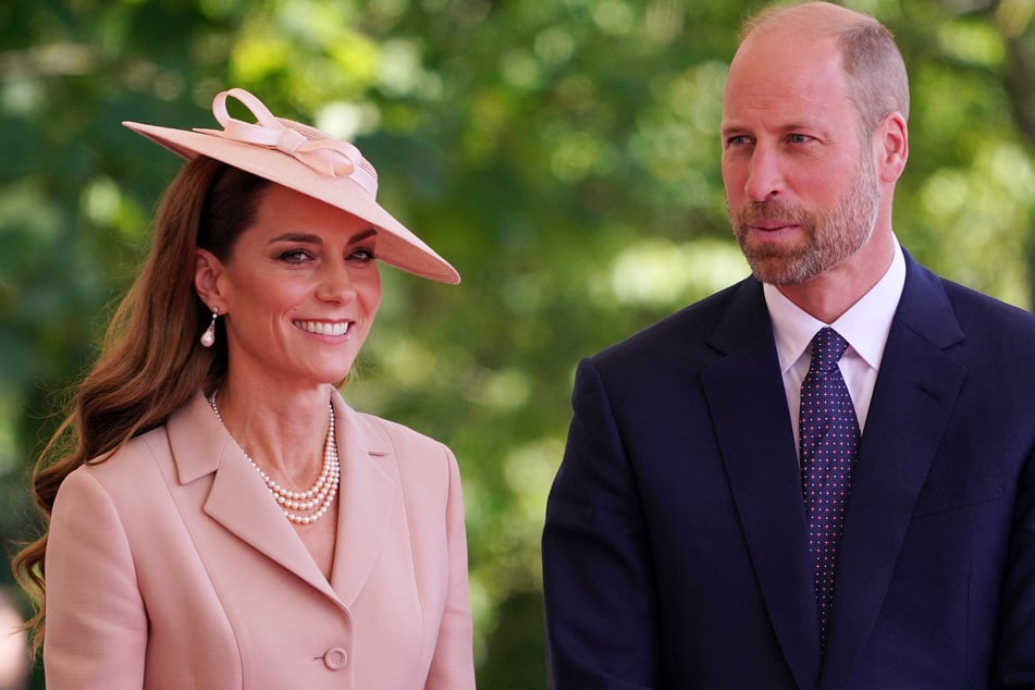 Prince William (r.) and wife Kate Middleton have purchased a new "forever home," sparking questions about the future of Buckingham Palace as the permanent royal residence.