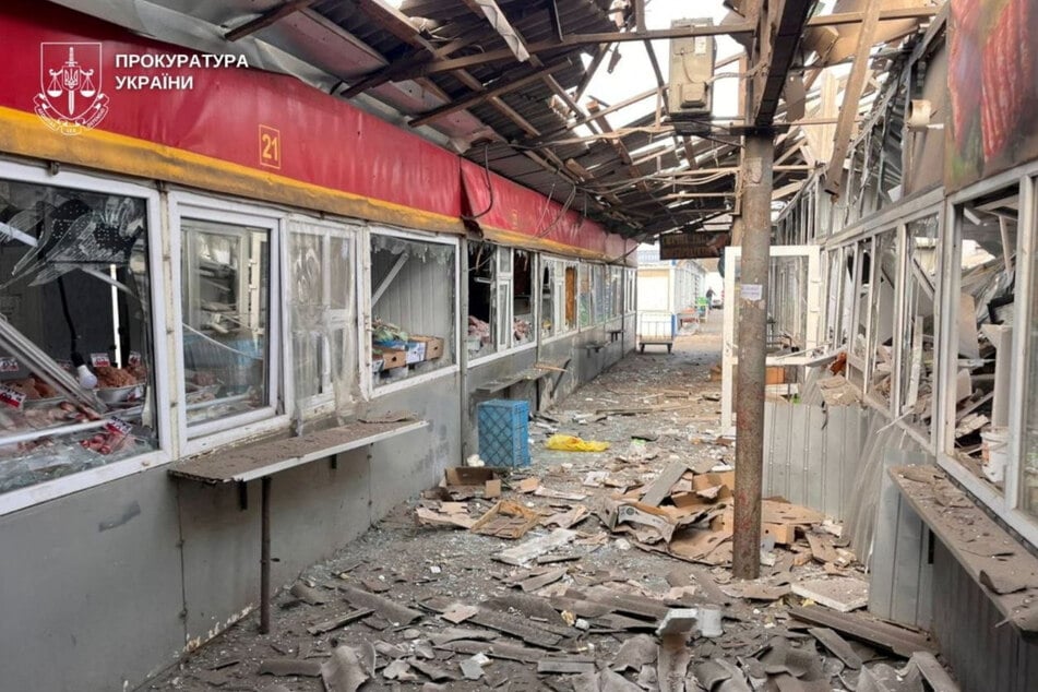 Russia intensified daytime attacks on Ukraine with a deadly strike on a street market in Nikopol, which killed five.