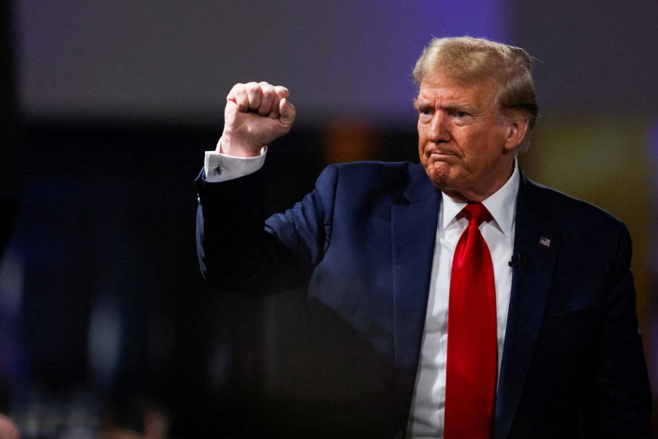 Trump seeks dismissal of classified documents case, citing presidential immunity
