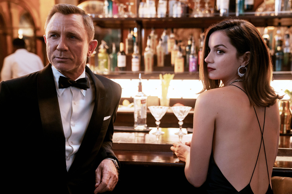 Spider-Man and Harry Potter producers take reins of James Bond franchise