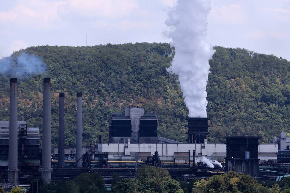 One dead, dozens injured and missing in Pennsylvania steel plant explosions