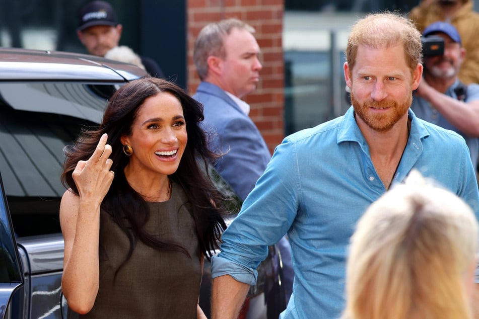Prince Harry (r) and Meghan Markle returned to the UK last month. Now, the Duke of Sussex is gearing up for his first public appearances across the pond.