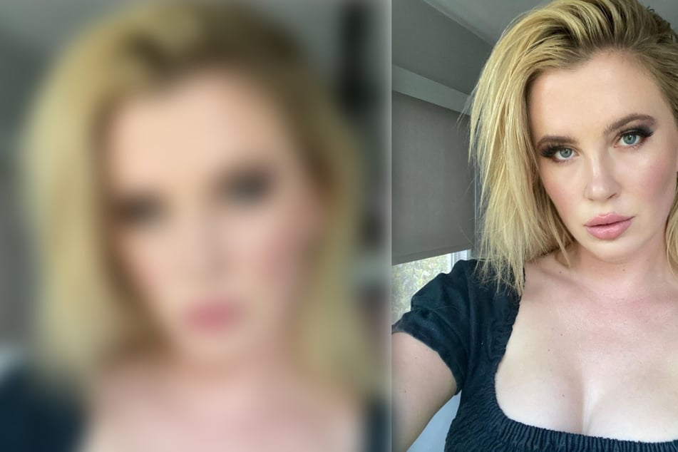 Ireland Baldwin (25) shows off her beautiful body on Instagram.