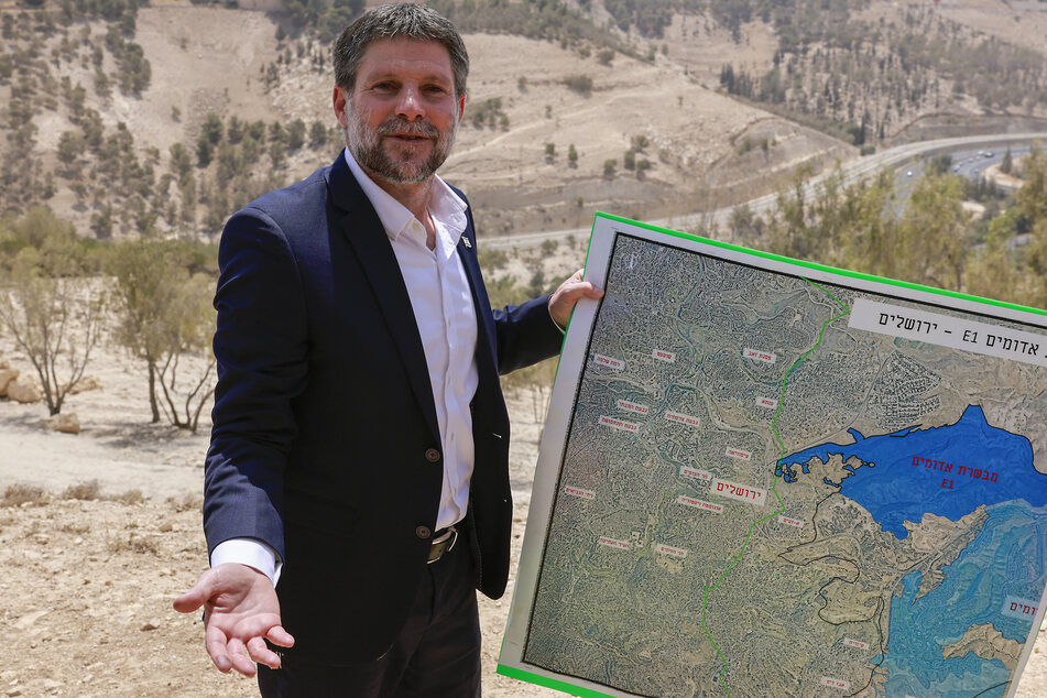 Israel urged to "desist" from West Bank settlement plan backed by far-right finance minister