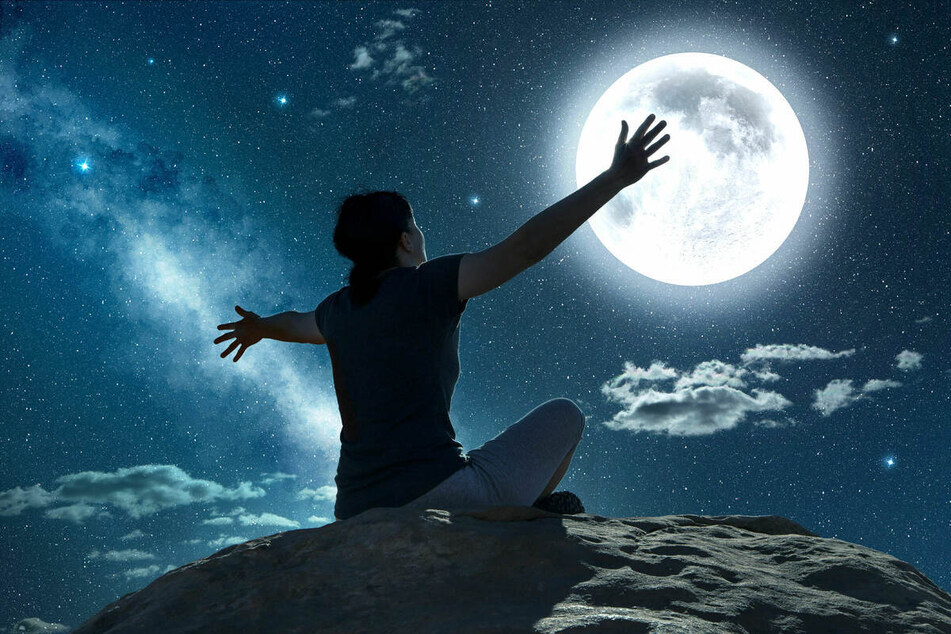 Today's horoscope: Free daily horoscope for Saturday, April 19, 2025