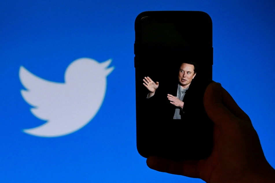 Elon Musk lays out reasons for impending Twitter takeover