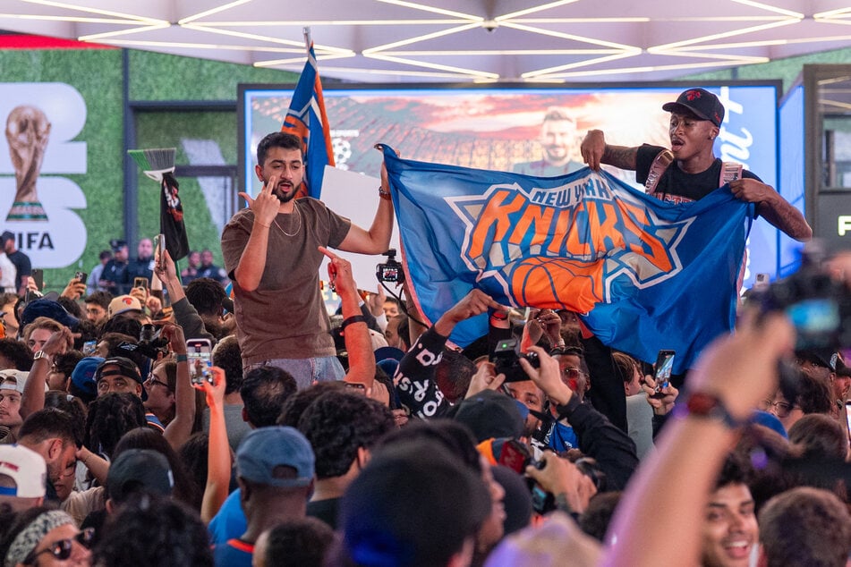 Knicks' "basketball psychos" cover themselves in team tattoos ahead of NBA finals