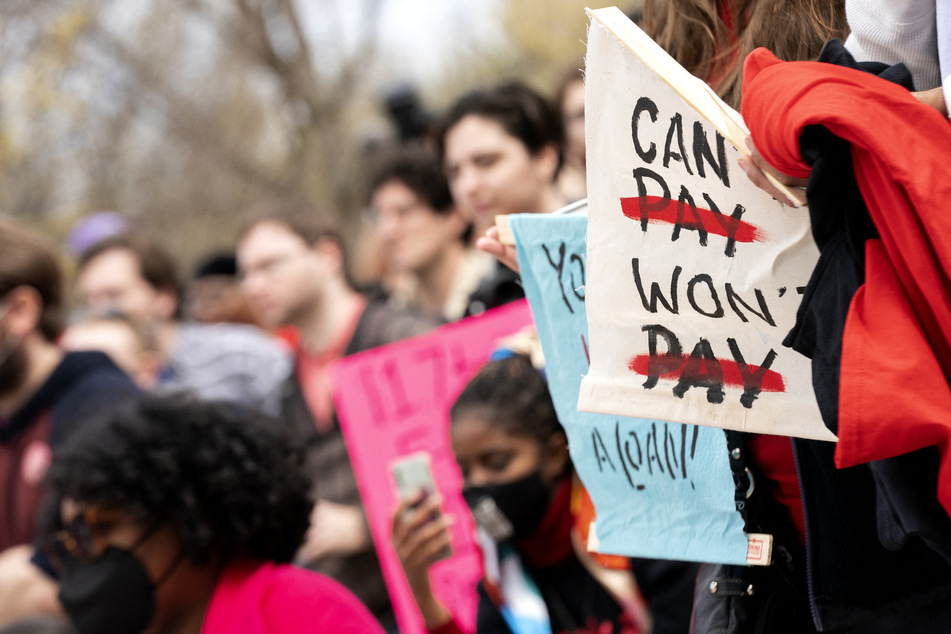 Education Department to restart "involuntary" student loan collections