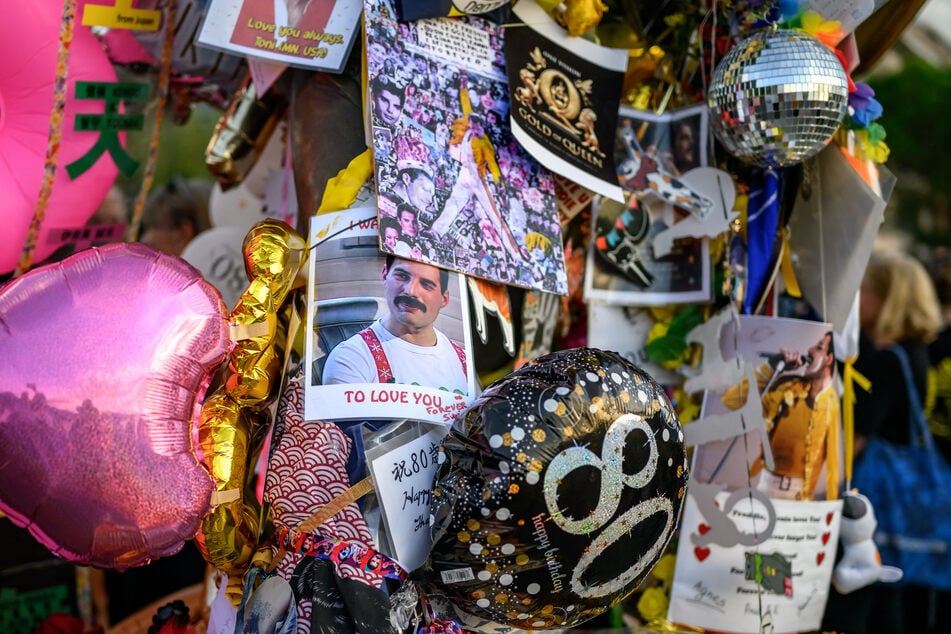 Messages and tributes attached to the iconic Freddie Mercury statue overlooking Lake Geneva during Montreux Freddie Day on September 5, 2026.