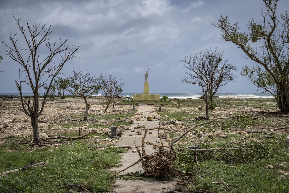 Thousands left without power in US Pacific islands after Super Typhoon Bavi