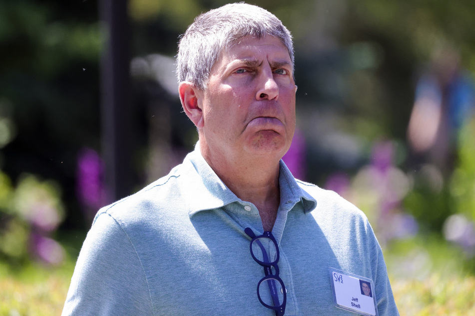 NBCUniversal Chief Executive Jeff Shell is stepping down after three years in the top job due to "an inappropriate relationship."