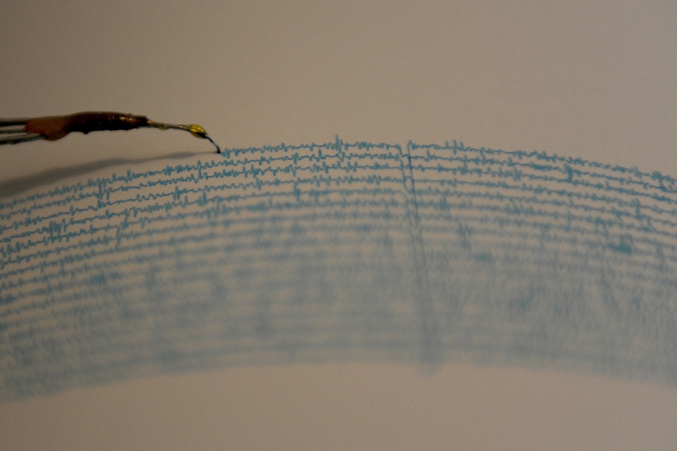 New York shaken by substantial Northeast earthquake!
