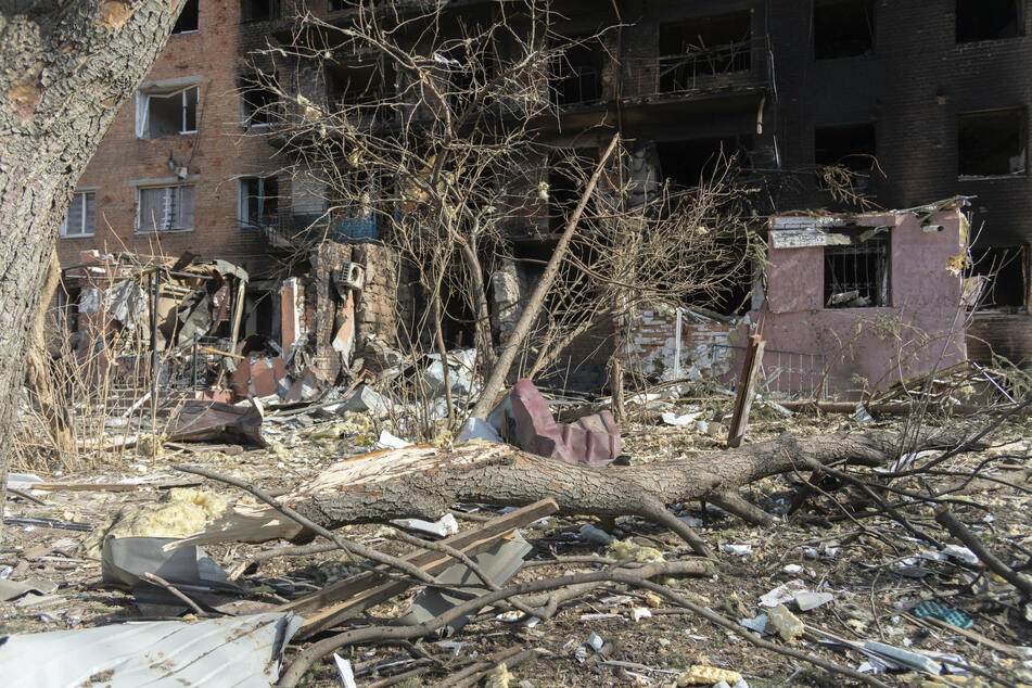 Casualties mount after Russian attack on Lviv military training ground