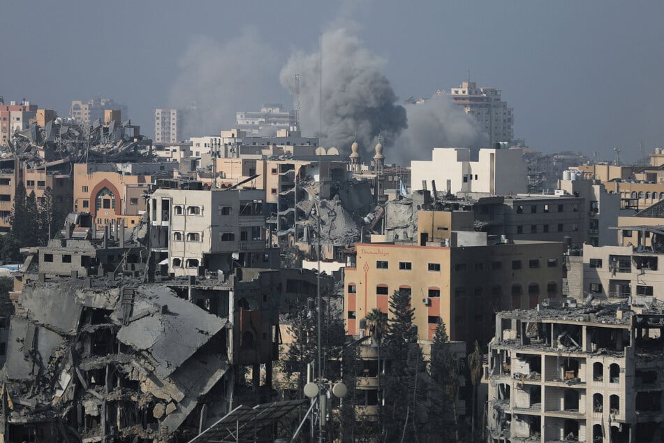 Israel reportedly agreed to stop bombing Gaza for four hours a day, but rejected a ceasefire in the assault that has already killed over 10,000 people.