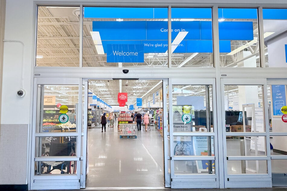 Walmart cuts prices on home essentials by up to $301
