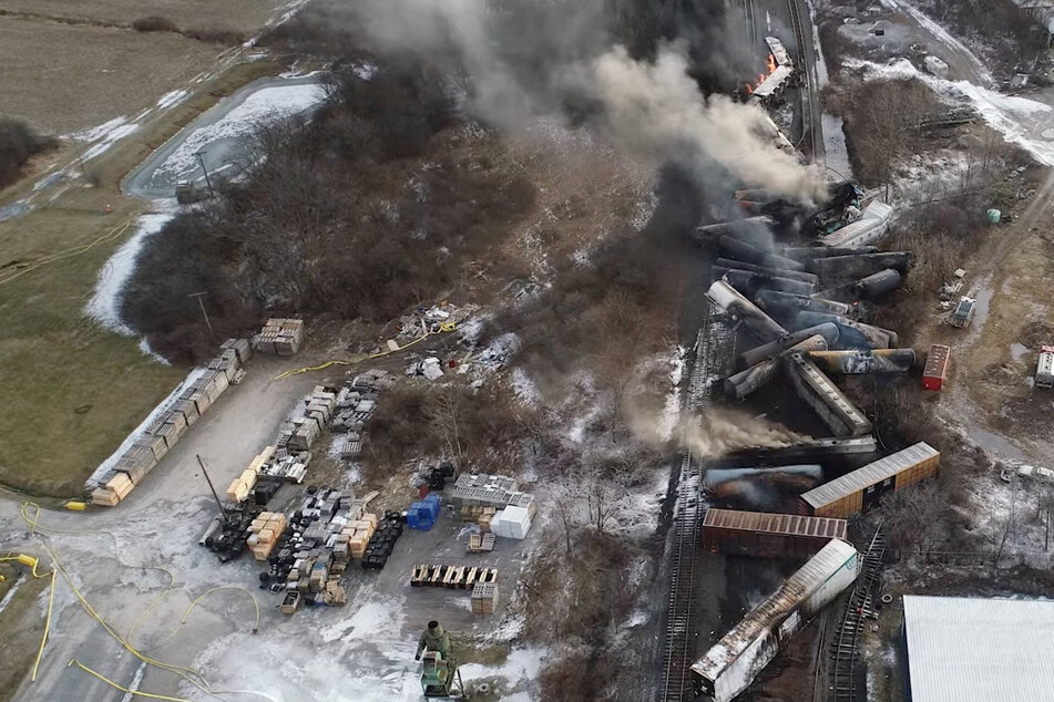 Pete Buttigieg writes to Norfolk Southern after derailment as Ohio senator slams corporate greed