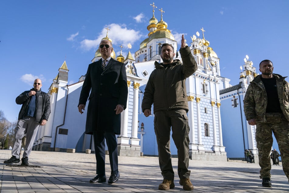 President Joe Biden (2nd from l.) is touting his leadership in the Ukraine war in a new campaign ad for the 2024 election.