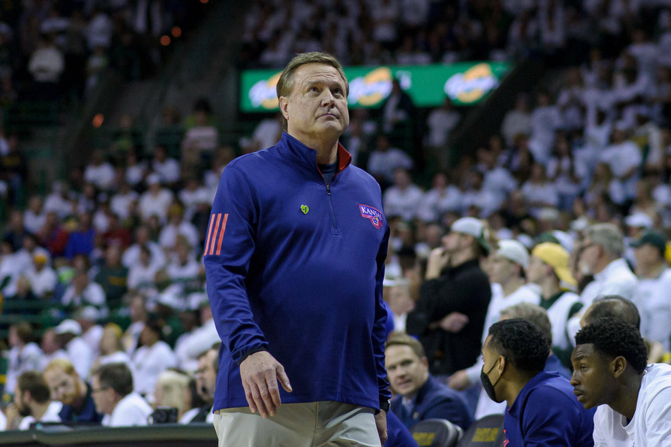 Kansas Jayhawks head coach Bill Self is looking to win his school's fourth title.