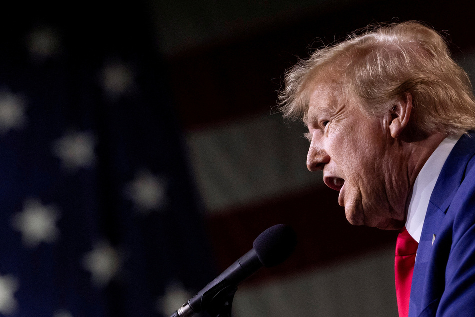 Trump issues loud warning to Republicans on border bill: "Don't be STUPID!"
