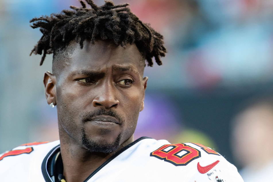 Was the mid-game exit planned by Anthonio Brown?
