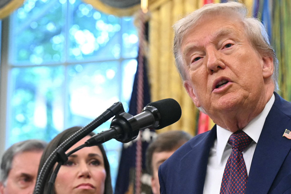 Trump brings tariff fight to the Supreme Court as he demands "expedited ruling"