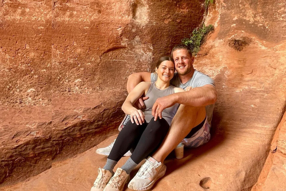 JJ Watt and Kealia Watt debut little "light" to come!