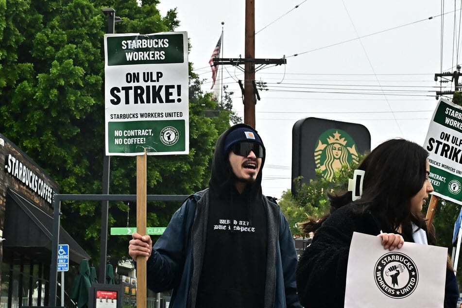Congress members demand Starbucks reach fair contract with union workers ahead of nationwide strike