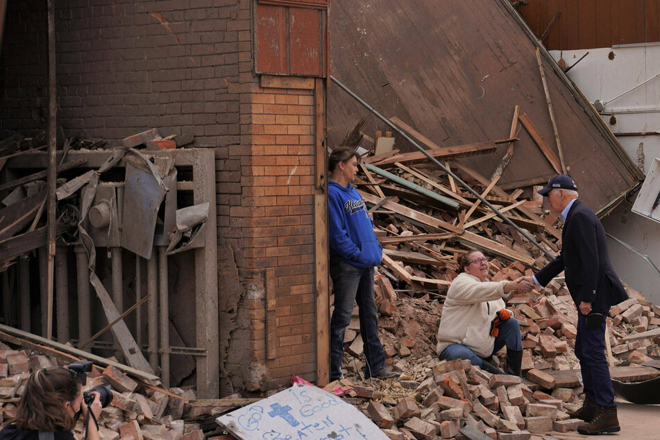 Biden says government will cover cost of emergency response to tornadoes
