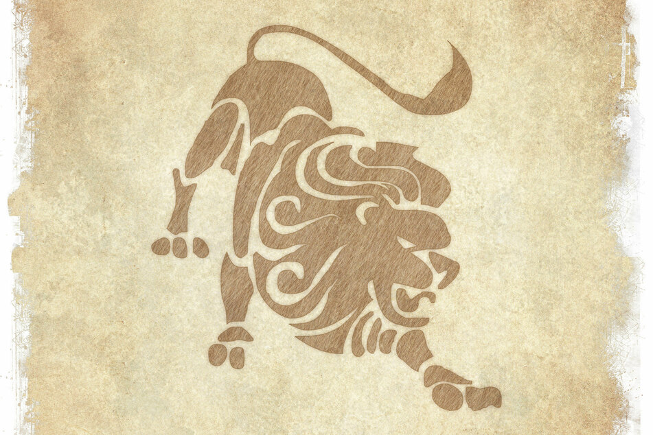 Free Leo monthly horoscope for July 2023
