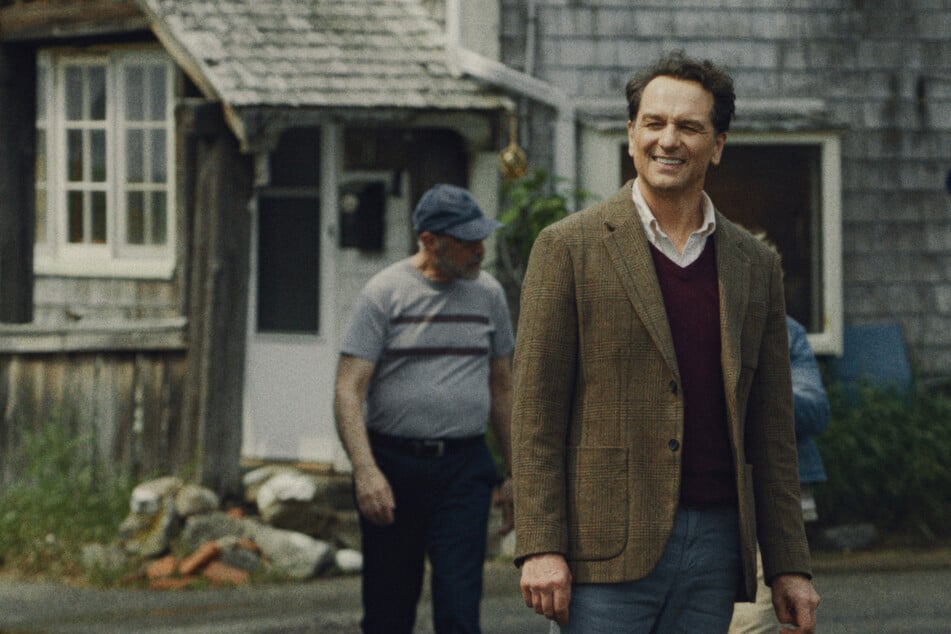 Apple TV breakout hit Widow's Bay is predicted to be a heavy favorite at the Emmy Awards. The horror-comedy has already won eight awards during the pre-gala ceremonies.