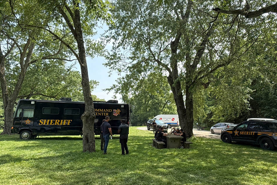 Police officers gathered at a rally point near the Scioto River.