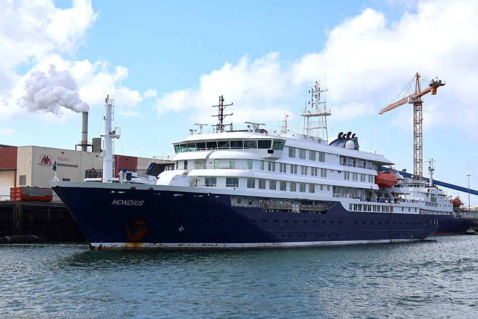 Suspected hantavirus outbreak leaves three dead on Atlantic cruise ship
