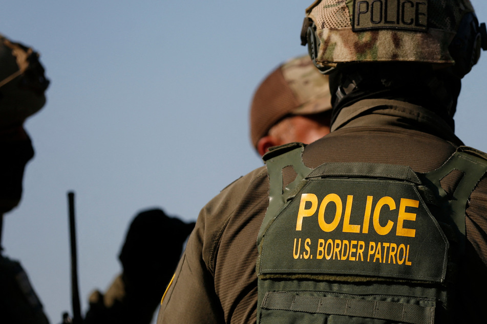 Trump administration pushes self-deportation over the holidays with "limited time offer"