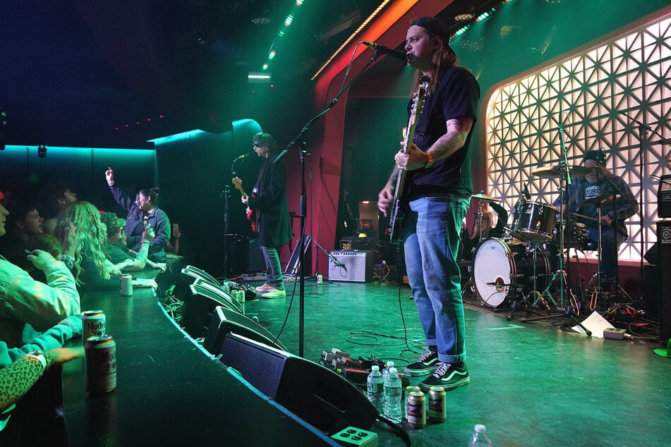 Dune Rats surprised the crowd by bringing out Mickey Leigh, brother of Joey Ramone, to do a cover of the classic Ramones song I Wanna Be Sedated.