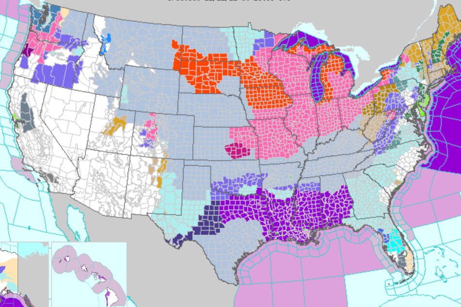 Bomb cyclone winter storm breaks temperature drop records!