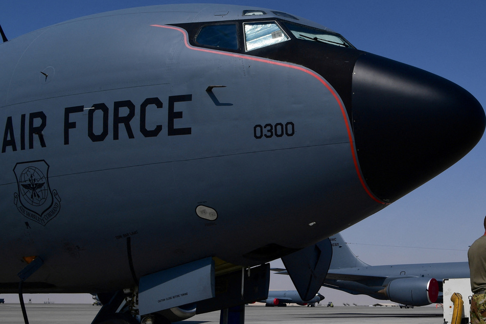 US military aircraft crash in Iraq kills all crew members on board