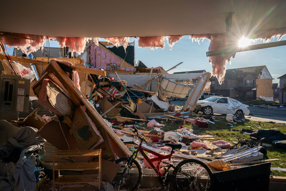 Tornadoes kill six as severe storms tear through southeast