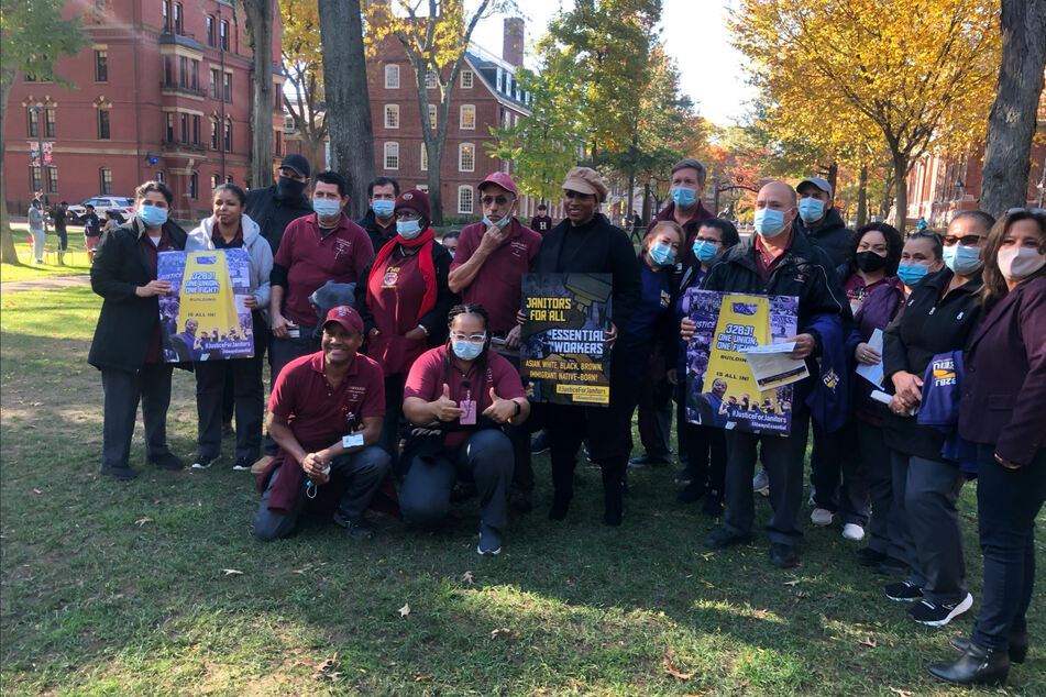 Ayanna Pressley joins Raise the Wage rally for Harvard essential workers