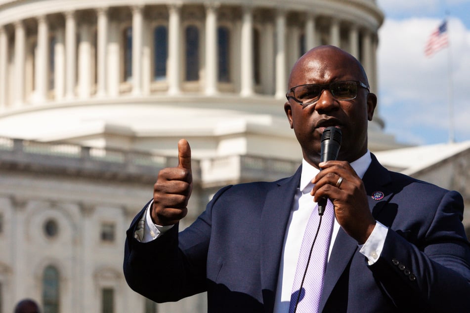 Jamaal Bowman withdraws support for US-Israel relations bill