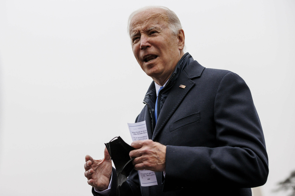 Biden signs executive order pushing investment in climate initiatives