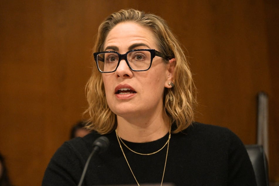 Former Senator Kyrsten Sinema will go to court in a lawsuit from a woman who claims the politician had an affair with her husband while in office.