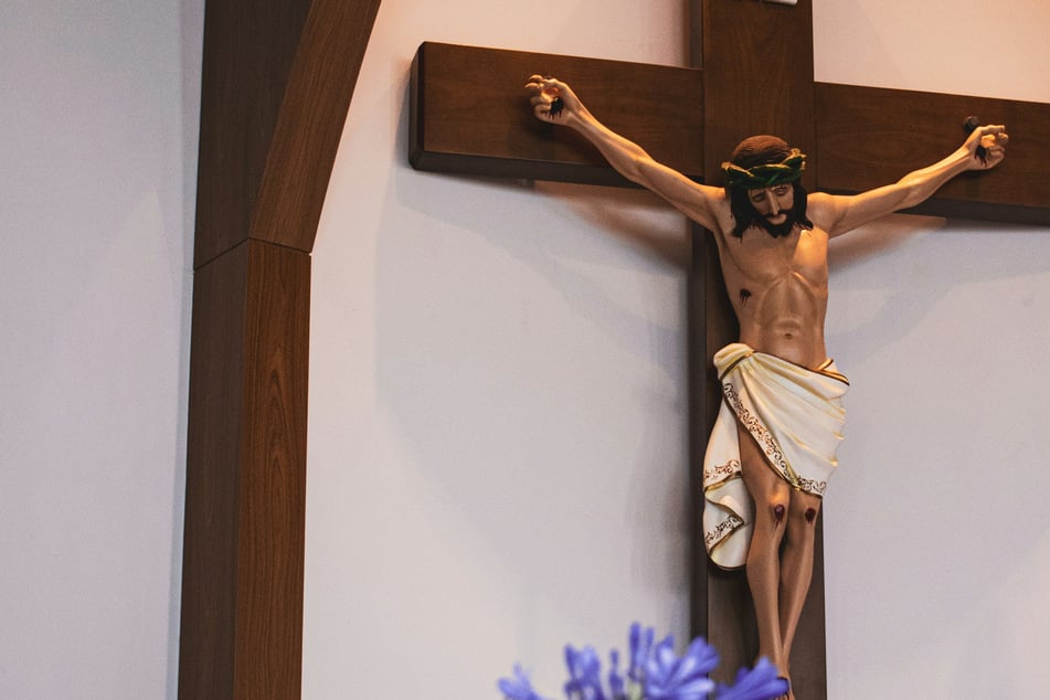 Searching for Jesus: Cops hunt thieves who stole holy statue worth $50,000