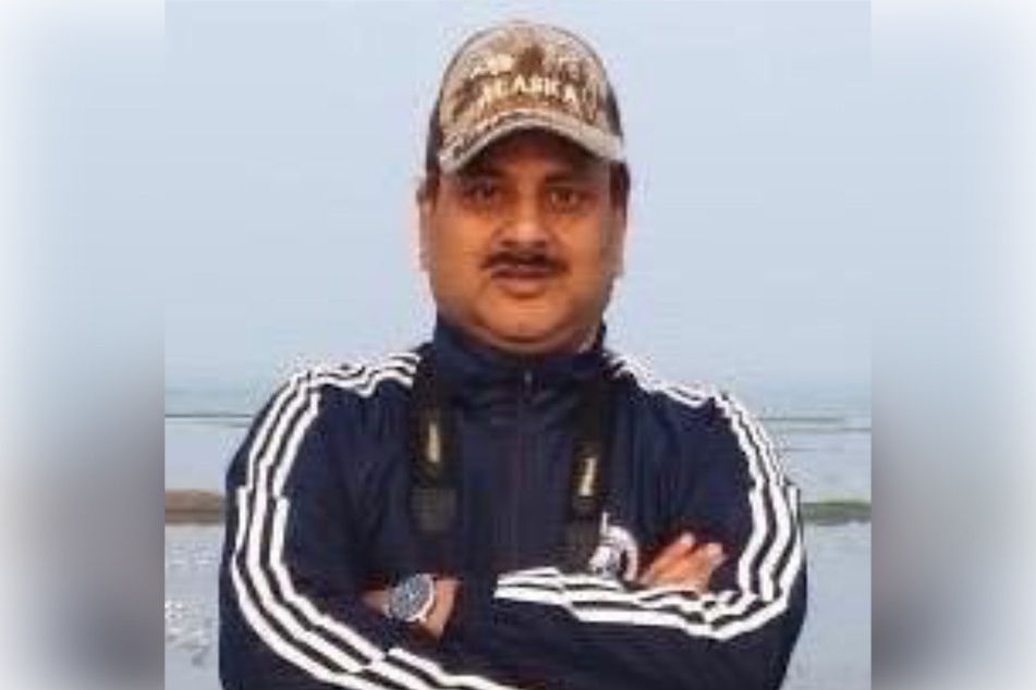 The viral video was uploaded by Twitter user Susanta Nanda, who said, "You can’t fool an elephant."