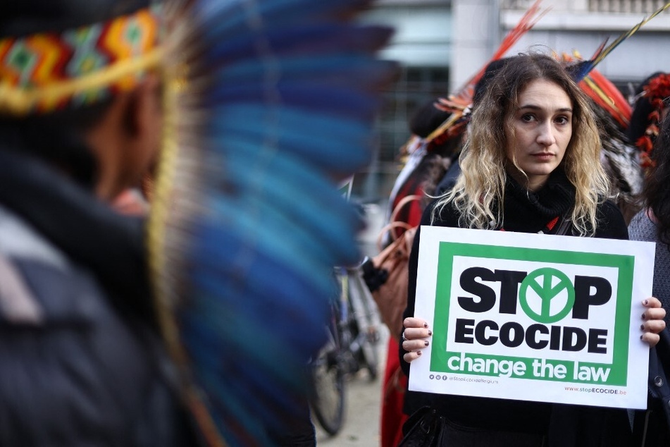 Scientists warn entire branches of the "Tree of Life" are going extinct