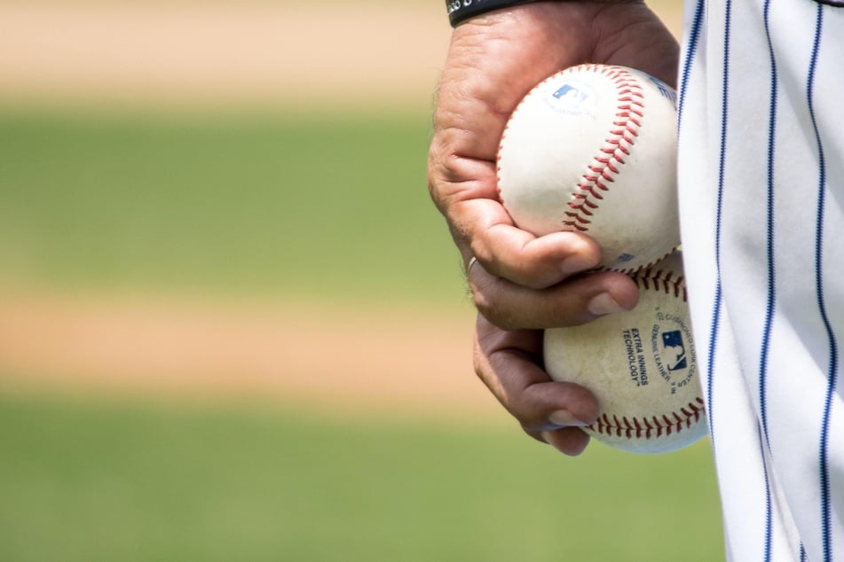 What is the latest news from Major League Baseball?