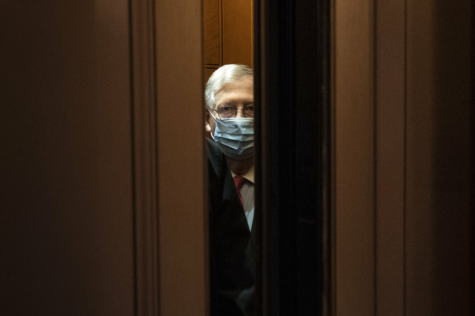 Senate Republicans under pressure to approve Trump-backed $2,000 direct payments